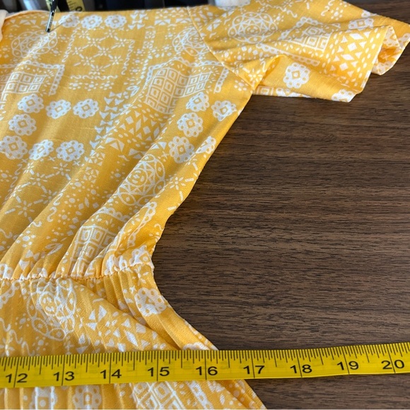 ❤️ Vintage Made in Canada Chic Yellow Patterned Midi Dress - Picture 9 of 12
